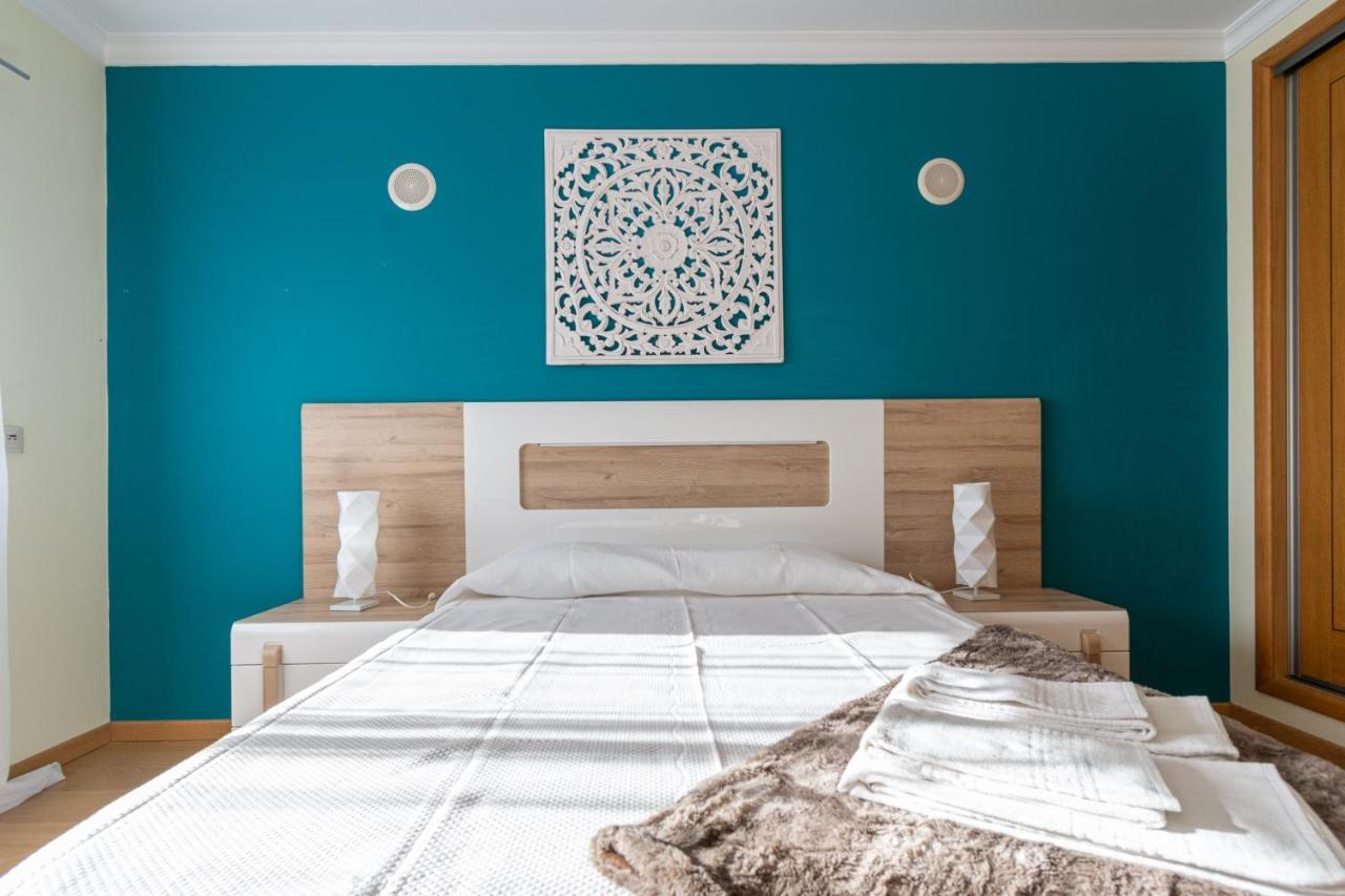 Apartamento Mae Soberana Лоуле Екстериор снимка